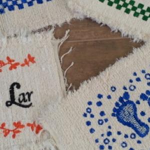 Tapete box de algodão cru pintado 40×60 cm 