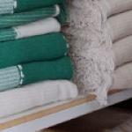 Colcha de algodão modelo bainha solteiro e king Ref.074